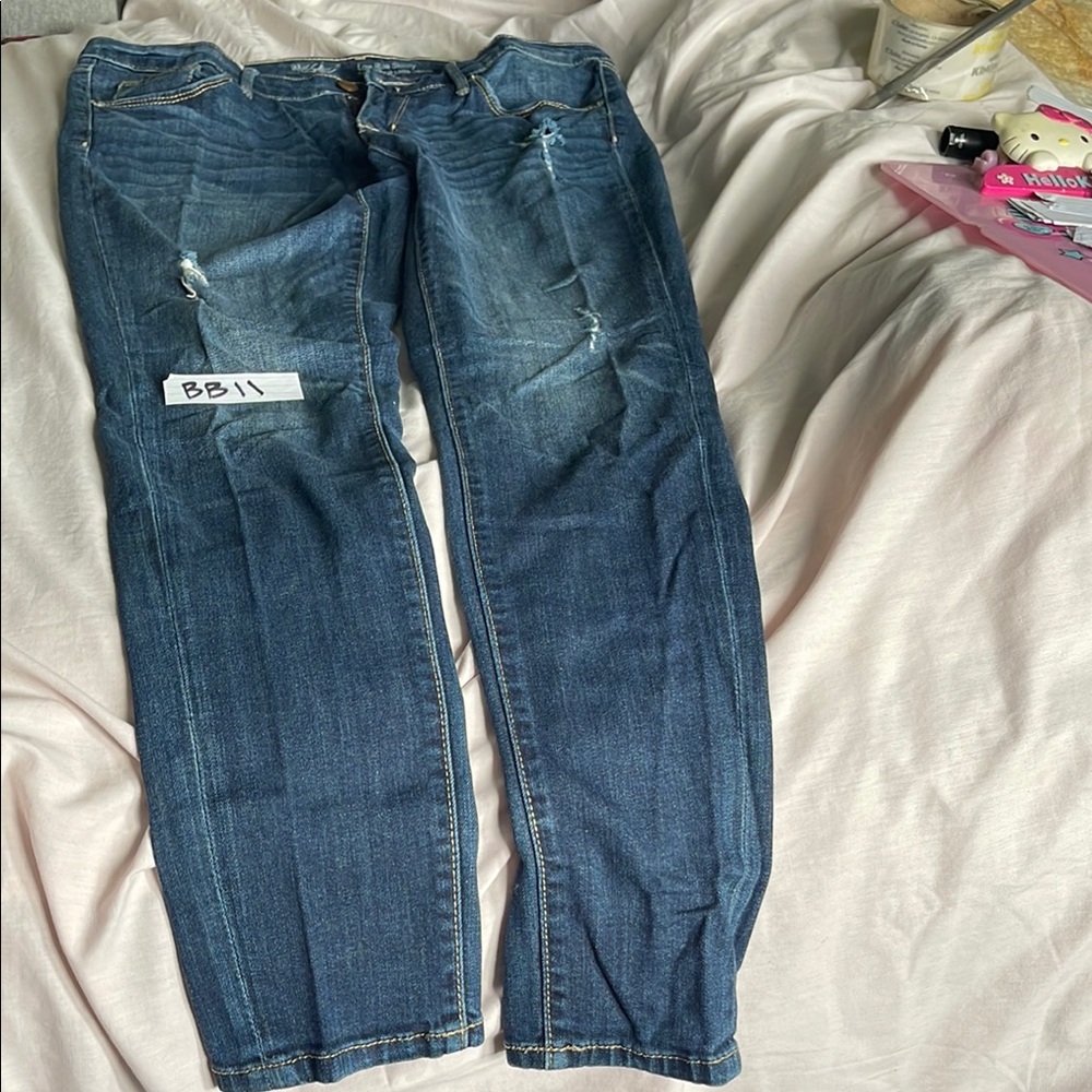 Women’s Stylish Blue Distressed Jeans